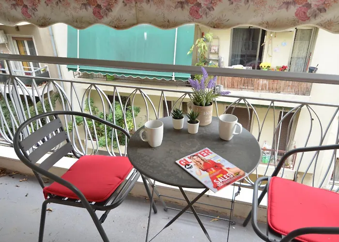 Niovis, A Nice And Cozy Apartment