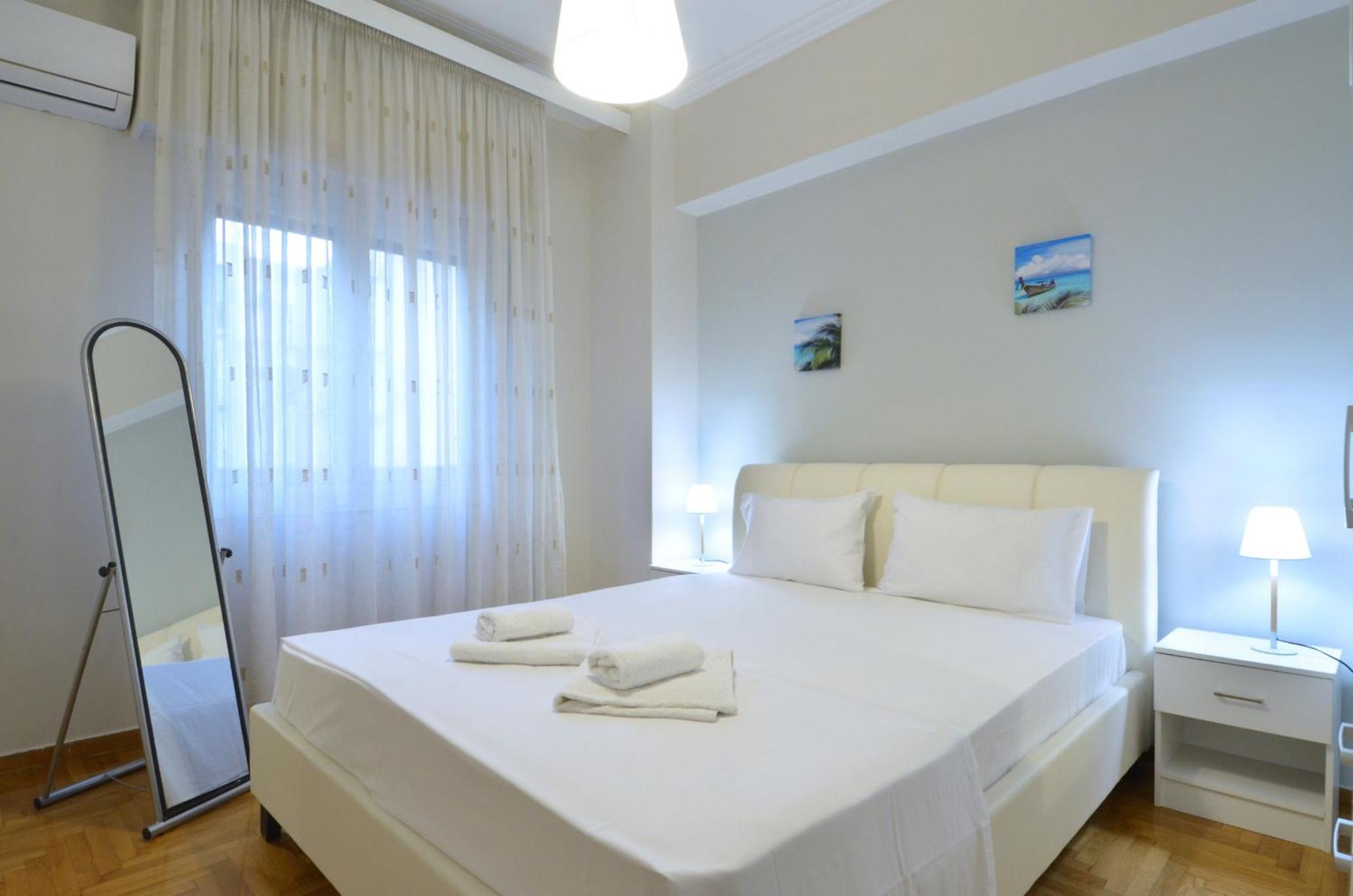 Niovis, A And Cozy Αθήνα
